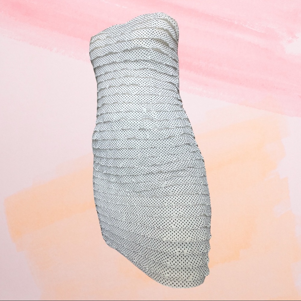 Lovely Day Woman’s Strapless White Pencil Dress - Picture 1 of 3